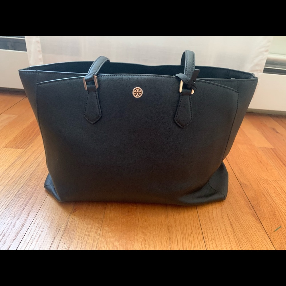 Black Tory Burch Robinson tote